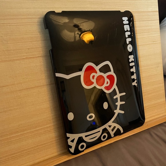 HelloKitty Hardshell Ipad Case - Picture 2 of 4